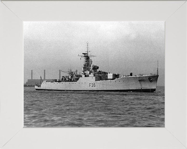 HMS Whitby F36 Royal Navy Whitby class frigate Photo Print or Framed Print - Hampshire Prints