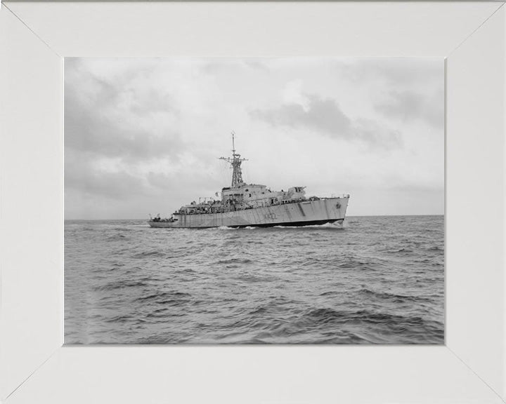 HMS Loch Eck K422 | Photo Print | Framed Print | Loch Class | Frigate | Royal Navy Hampshire Prints