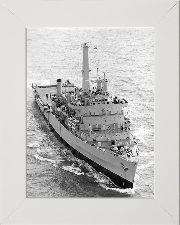 HMS Intrepid L11 | Photo Print | Framed Print | Fearless Class | Amphibious Ship | Royal Navy Hampshire Prints