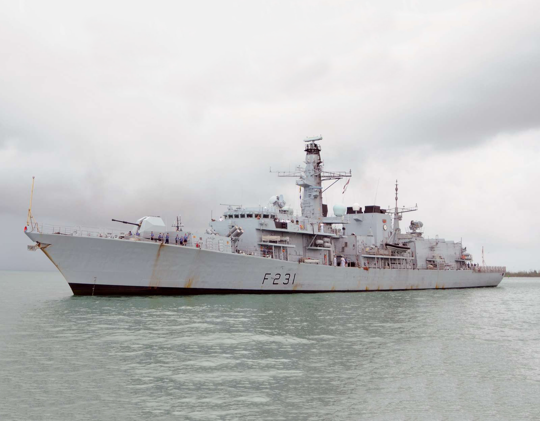 HMS Argyll F231 Royal Navy type 23 Frigate Photo Print or Framed Print - Hampshire Prints