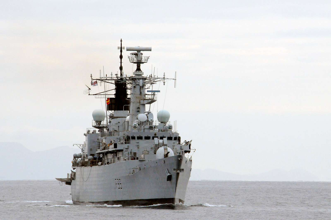HMS Cornwall F99 | Photo Print | Framed Print | Poster | Type 22 | Frigate | Royal Navy Hampshire Prints