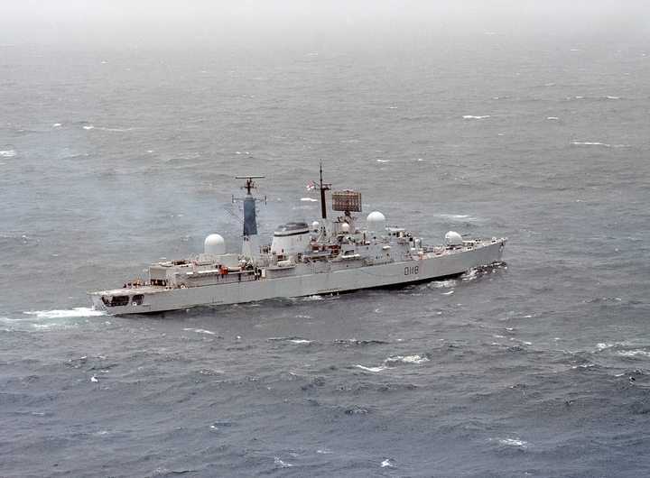 HMS Coventry D118 Royal Navy Sheffield Class Type 42 destroyer Photo Print or Framed Print - Hampshire Prints