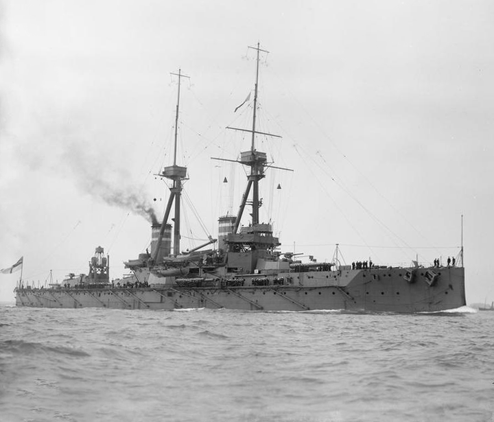 HMS Temeraire (1907) Royal Navy Bellerophon class dreadnought battleship Photo Print or Framed Print - Hampshire Prints