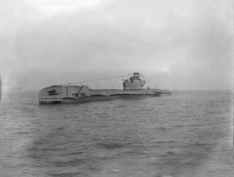 HMS Totem P352 Submarine | Photo Print | Framed Print | Poster | T Class | Royal Navy Hampshire Prints