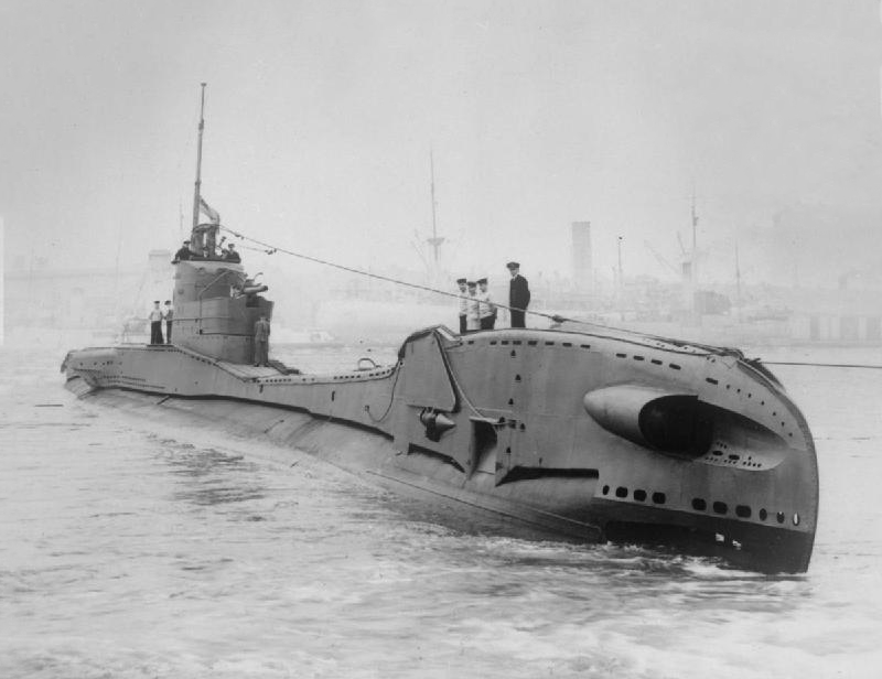 HMS Thorn N11 Royal Navy T class Submarine Photo Print or Framed Print - Hampshire Prints