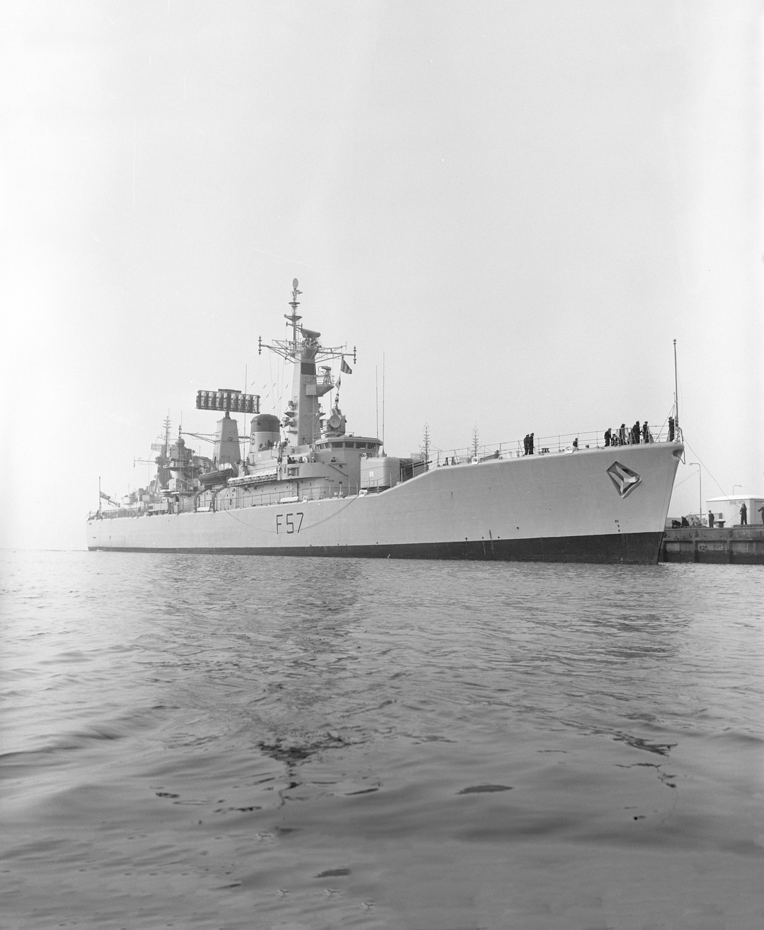 HMS Andromeda F57 | Photo Print | Framed Print | Leander Class | Frigate | Royal Navy Hampshire Prints