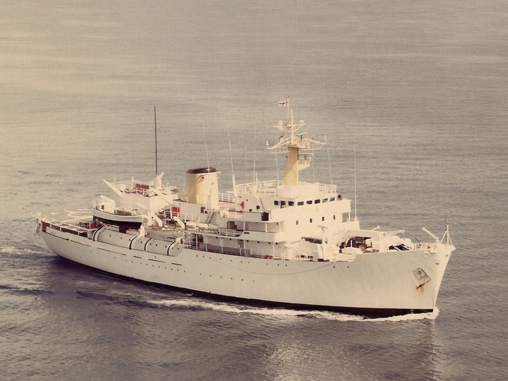 HMS Hecate A137 Royal Navy Hecla class survey vessel Photo Print or Framed Print - Hampshire Prints