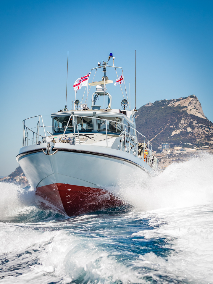 HMS Scimitar (P284) Photo Print - Off Gibraltar - Royal Navy Scimitar Class Fast Patrol Vessel Hampshire Prints 6 x 4 No Frame No