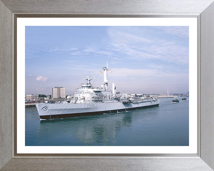 HMS Intrepid L11 Royal Navy Fearless class amphibious ship Photo Print or Framed Print - Hampshire Prints