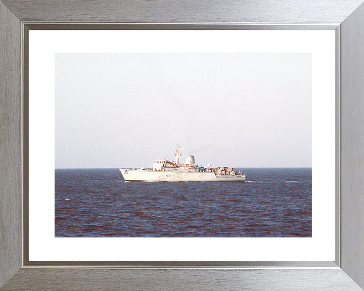 HMS Hurworth M39 Royal Navy Hunt class mine countermeasures vessel Photo Print or Framed Print - Hampshire Prints