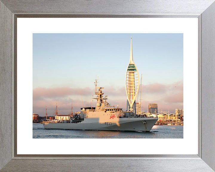 HMS Trent P224 Royal Navy River class offshore patrol vessel Photo Print or Framed Print - Hampshire Prints