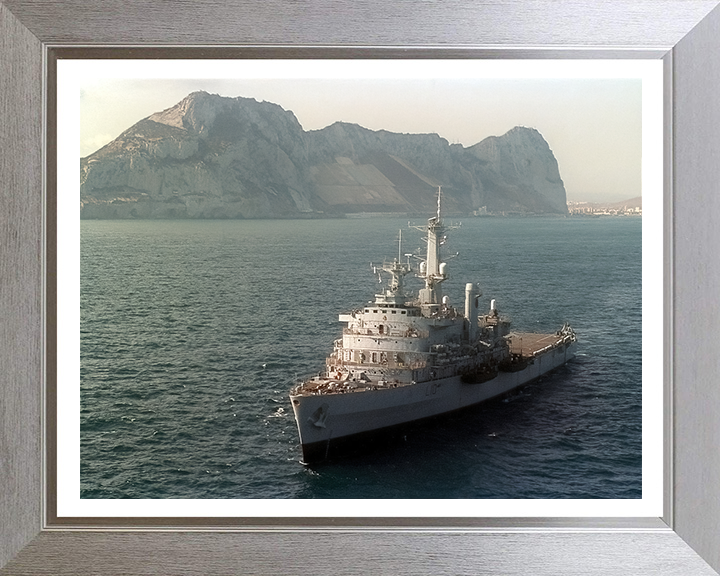 HMS Fearless L10 Royal Navy Fearless class amphibious ship Photo Print or Framed Print - Hampshire Prints