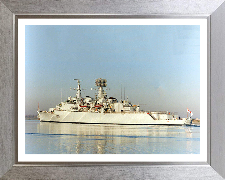 HMS Fife D20 | Photo Print | Framed Print | Poster | County Class | Destroyer | Royal Navy Posters, Prints, & Visual Artwork Hampshire Prints