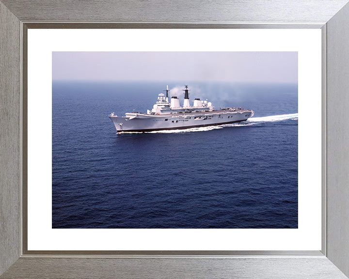 HMS Invincible R05 | Photo Print | Framed Print | Invincible Class | Aircraft Carrier | Royal Navy Hampshire Prints