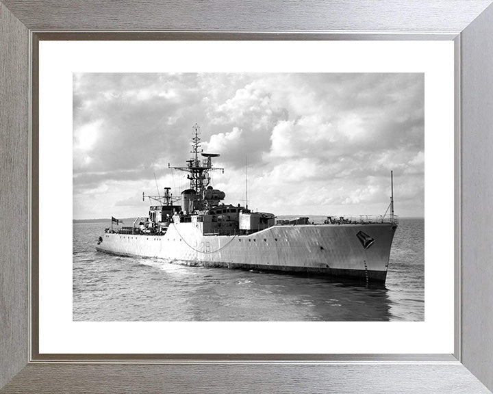 HMS Rhyl F129 | Photo Print | Framed Print | Poster | Rothesay Class | Frigate | Royal Navy Hampshire Prints