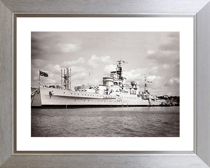 HMS Sheffield C24 | Photo Print | Framed Print | Town Class | Light Cruiser | Royal Navy Hampshire Prints