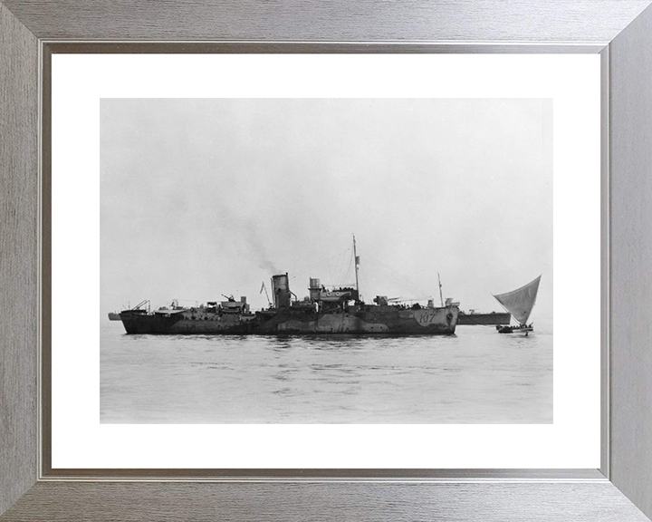 HMS Amaranthus K17 Royal Navy Flower class corvette Photo Print or Framed Print - Hampshire Prints