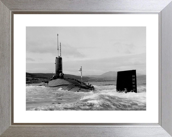 HMS Courageous S50 Submarine | Photo Print | Framed Print | Valiant class | Royal Navy Hampshire Prints