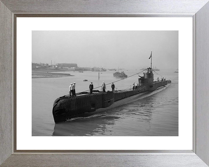 HMS Taku N38 Royal Navy T class Submarine Photo Print or Framed Print - Hampshire Prints