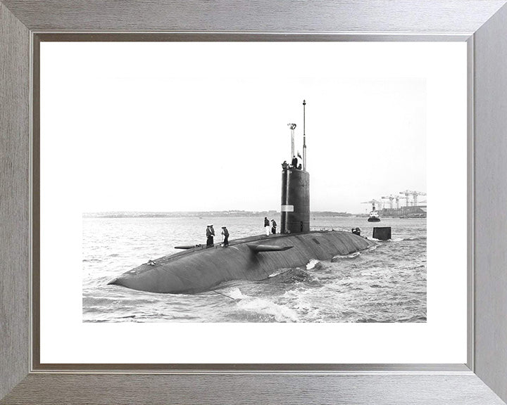 HMS Warspite S103 Submarine | Photo Print | Framed Print | Valiant Class | Royal Navy Hampshire Prints
