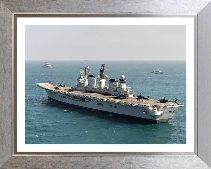 HMS Illustrious R06 | Photo Print | Framed Print | Invincible Class | Aircraft Carrier | Royal Navy Hampshire Prints
