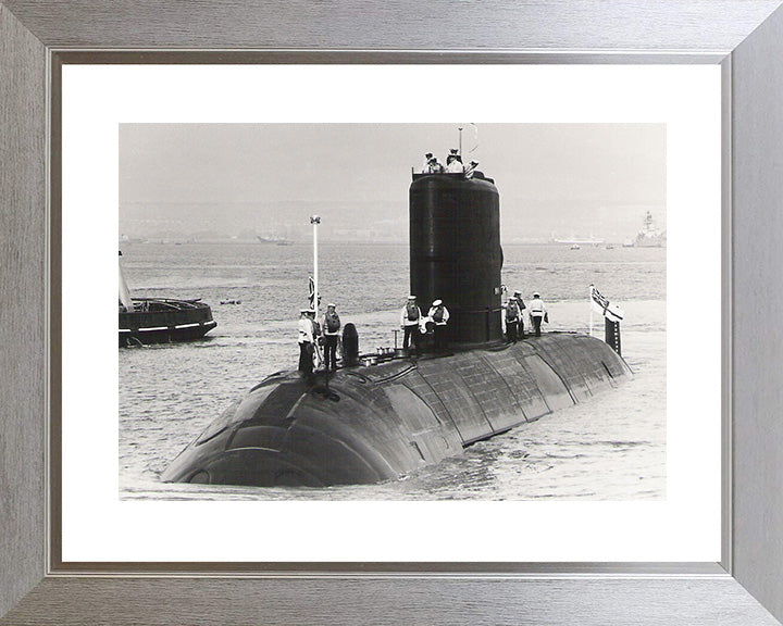 HMS Upholder P37 Royal Navy U class Submarine Photo Print or Framed Print - Hampshire Prints