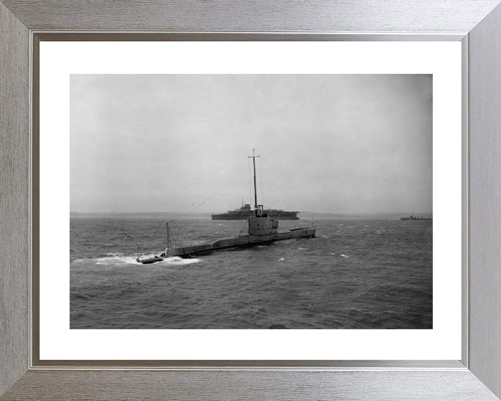 HMS Phoenix N96 Royal Navy Parthian class submarine Photo Print or Framed Print - Hampshire Prints