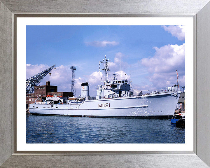 HMS Iveston M1151 | Photo Print | Framed Print | Ton Class | Minesweeper | Royal Navy Hampshire Prints