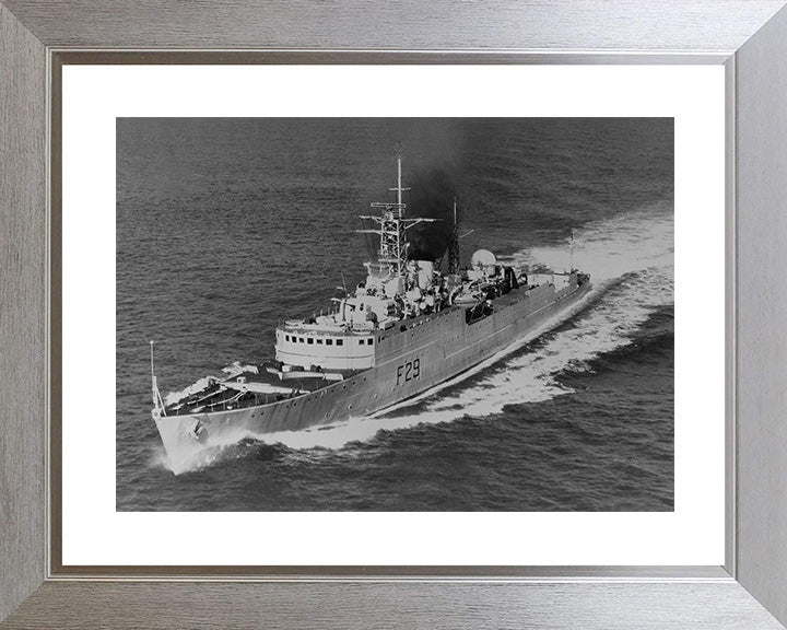 HMS Verulam F29 (R28) | Photo Print | Framed Print | V Class | Destroyer | Royal Navy Hampshire Prints