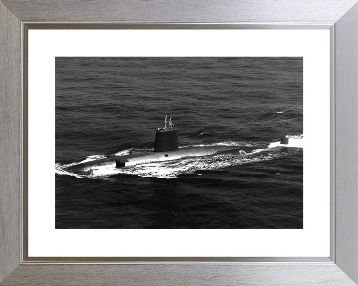 HMS Valiant S102 Royal Navy Valiant class Submarine Photo Print or Framed Print - Hampshire Prints