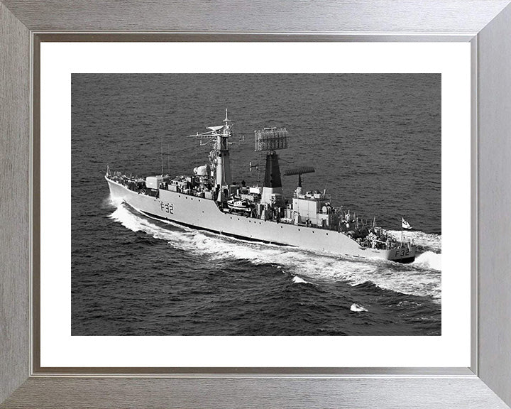 HMS Salisbury F32 Royal Navy Salisbury class Frigate Photo Print or Framed Print - Hampshire Prints