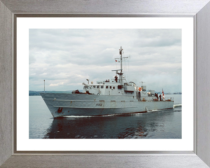 HMS Peterel P262 | Photo Print | Framed Print | Bird Class | Patrol Vessel | Royal Navy Hampshire Prints