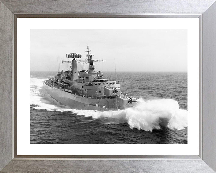 HMS London D16 | Photo Print | Framed Print | County Class | Destroyer | Royal Navy Hampshire Prints