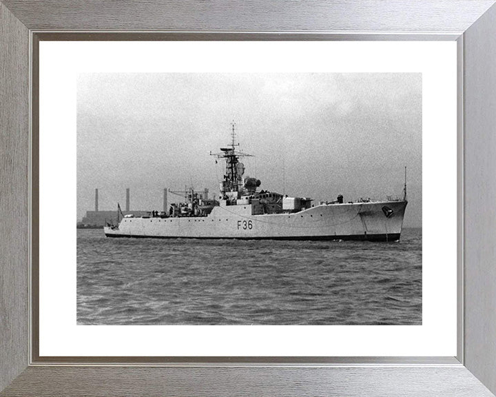 HMS Whitby F36 Royal Navy Whitby class frigate Photo Print or Framed Print - Hampshire Prints