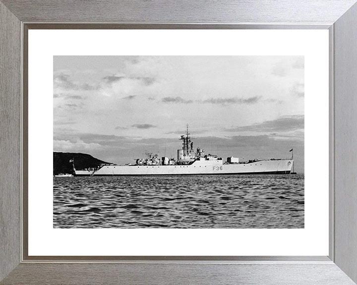HMS Whitby F36 | Photo Print | Framed Print | Whitby Class | Frigate | Royal Navy Hampshire Prints