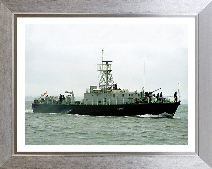 HMS Isis M2010 Royal Navy Ley class minesweeper Photo Print or Framed Print - Hampshire Prints