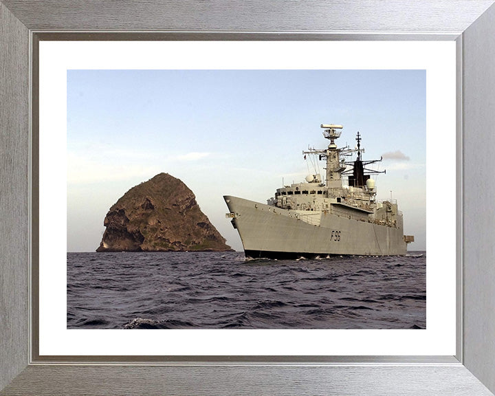HMS Sheffield F96 | Photo Print | Framed Print | Poster | Type 22 | Frigate | Royal Navy Hampshire Prints