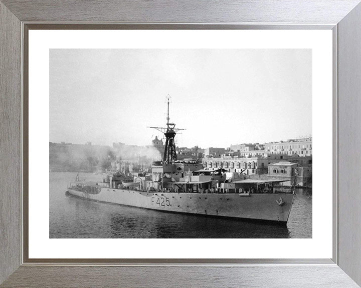 HMS Loch Dunvegan F425 (K425) | Photo Print | Framed Print | Loch Class | Frigate | Royal Navy Hampshire Prints