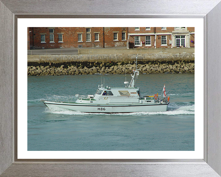 HMS Gleaner H86 Royal Navy Survey Motor Launch Photo Print or Framed Photo Print - Hampshire Prints
