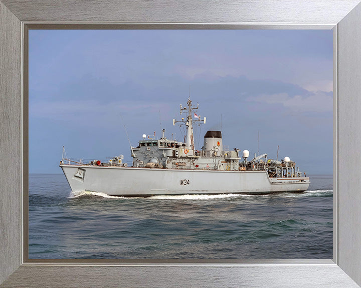 HMS Middleton M34 Royal Navy Hunt class mine countermeasures vessel Photo Print or Framed Photo Print - Hampshire Prints