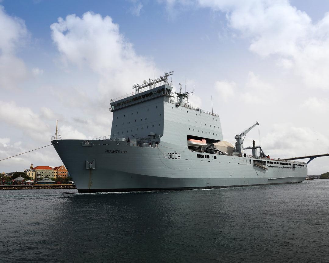 RFA Mounts Bay L3008 | Photo Print | Framed Print | Bay Class | Auxiliary Dock | Royal Fleet Auxiliary Hampshire Prints