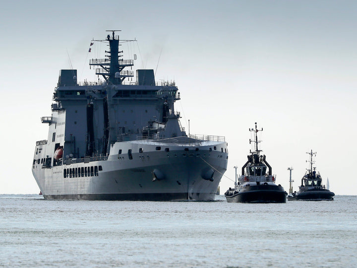 RFA Tidesurge A138 | Photo Print | Framed Print | Tide class | Tanker | Royal Fleet Auxiliary Hampshire Prints