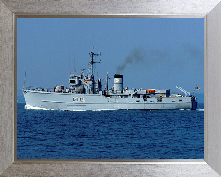 HMS Sheraton M1181 | Photo Print | Framed Print | Ton Class | Minesweeper | Royal Navy Hampshire Prints