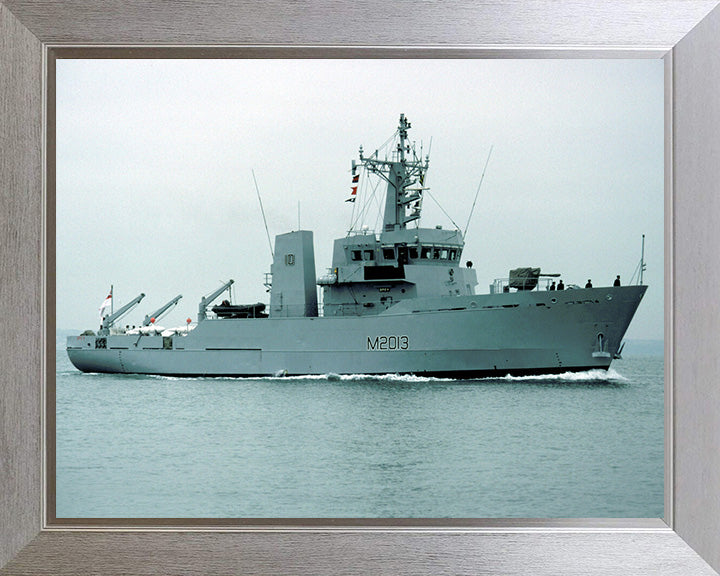 HMS Spey M2013 | Photo Print | Framed Print | River Class | Minesweeper | Royal Navy Hampshire Prints
