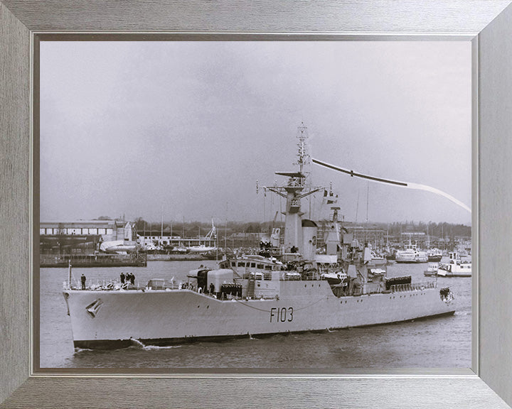 HMS Lowestoft F103 | Photo Print | Framed Print | Rothesay Class | Frigate | Royal Navy Hampshire Prints