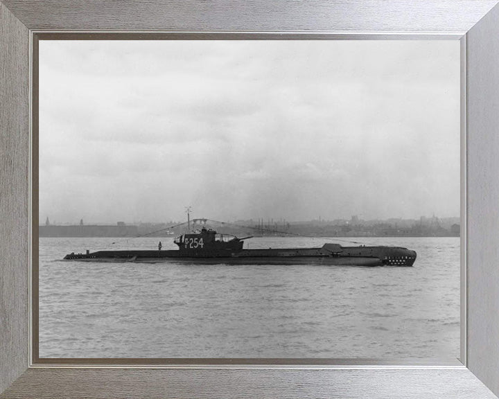 HMS Selene P254 Royal Navy S Class Submarine Photo Print or Framed Print - Hampshire Prints