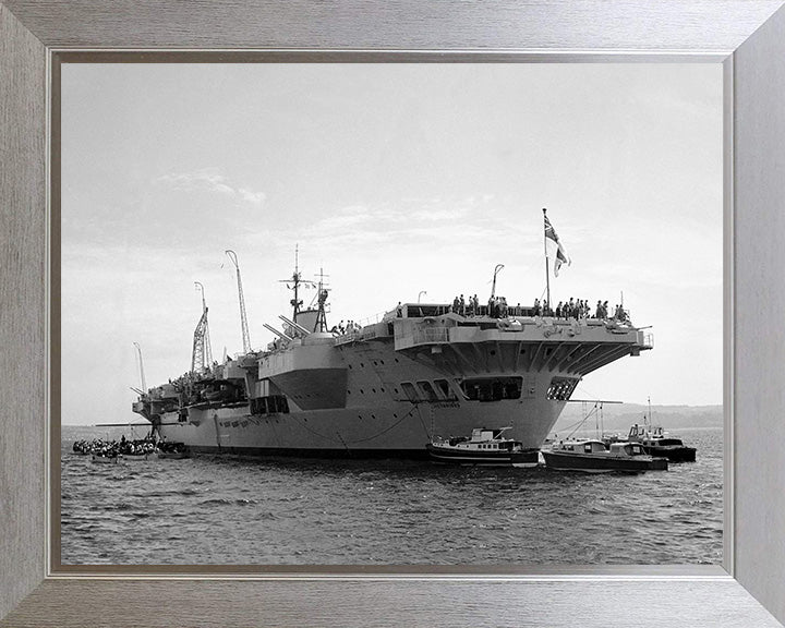 HMS Victorious R38 | Photo Print | Framed Print | Illustrious Class | Aircraft carrier | Royal Navy Hampshire Prints