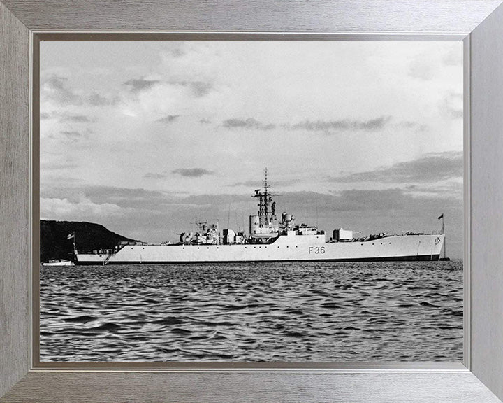 HMS Whitby F36 Royal Navy Whitby class frigate Photo Print or Framed Print - Hampshire Prints