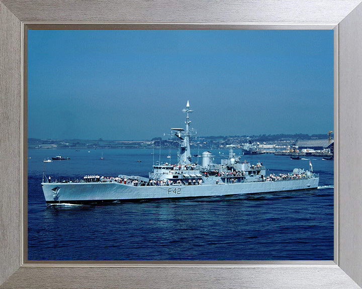HMS Phoebe F42 | Photo Print | Framed Print | Leander Class | Frigate | Royal Navy Hampshire Prints