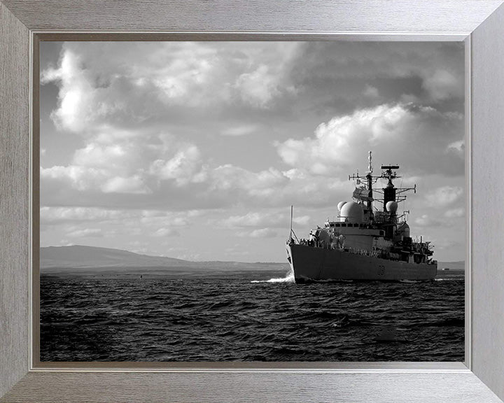 HMS Nottingham D91 | Photo Print | Framed Print | Poster | Type 42 | Destroyer | Royal Navy Hampshire Prints
